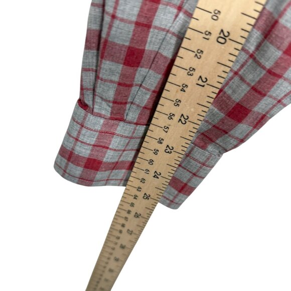 Nautica Button Down Shirt Mens Medium Red Gray Plaid Classic Fit Embroidered - Picture 8 of 9